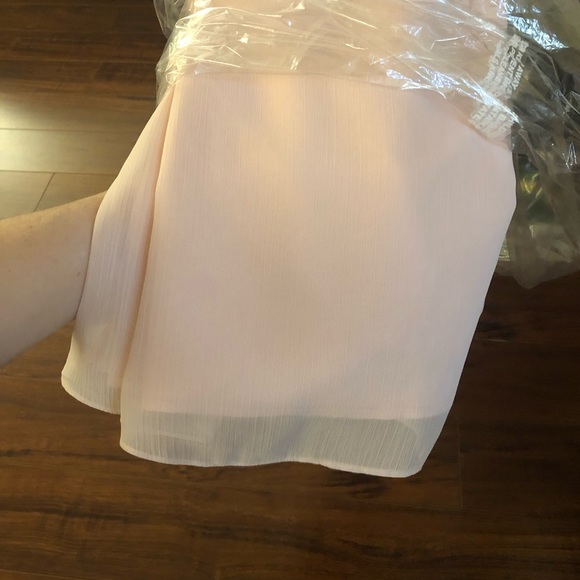 Vera Wang Long Chiffon Low Crisscross Back - Picture 3 of 6